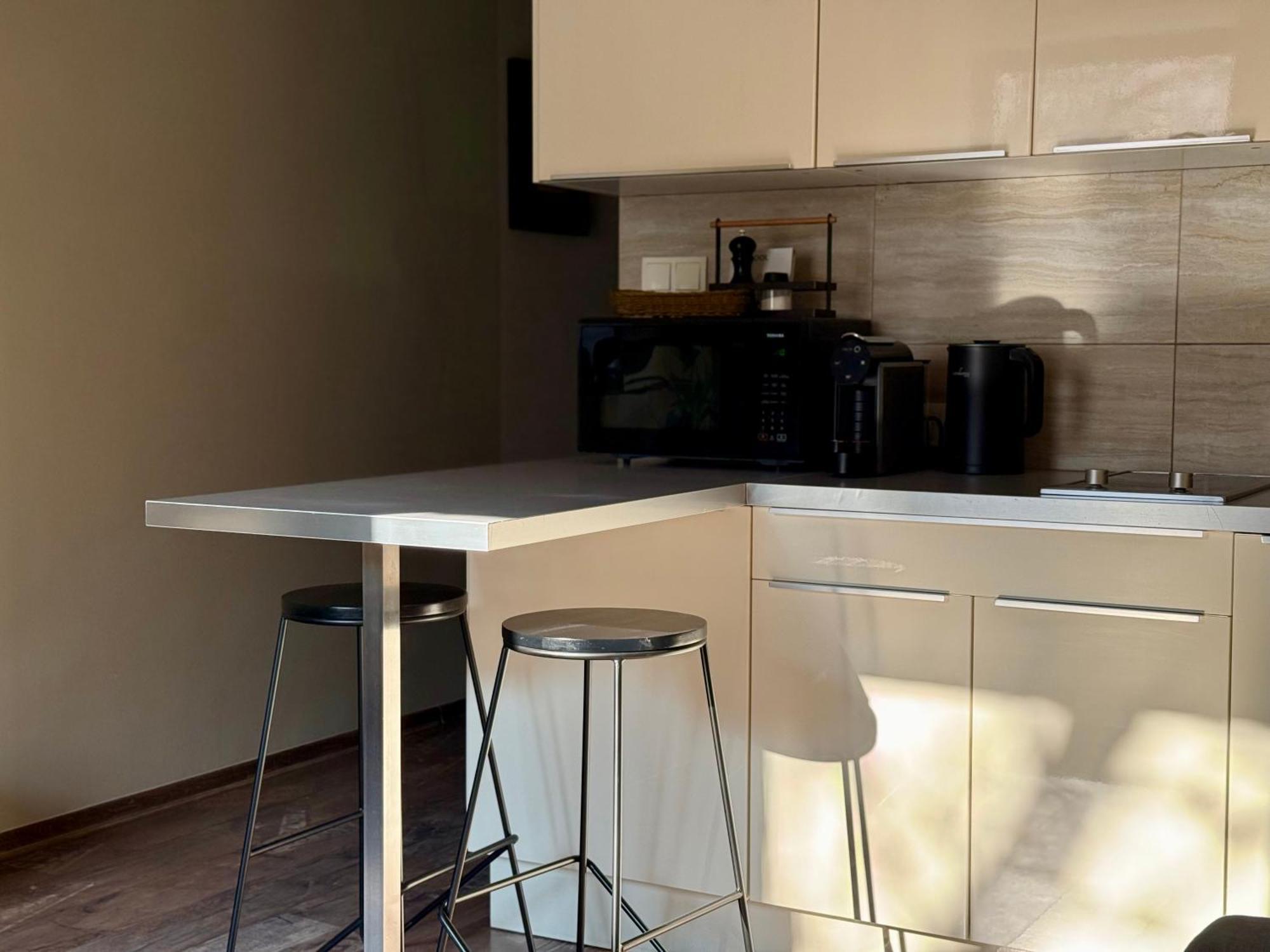 Apartment I