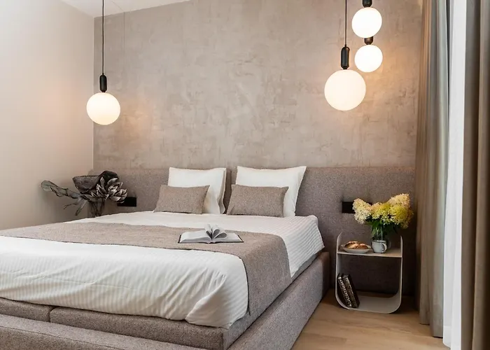 Boutique Wawel Side