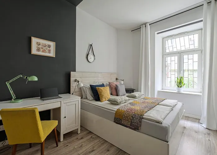 Urban Nest s Blich 8